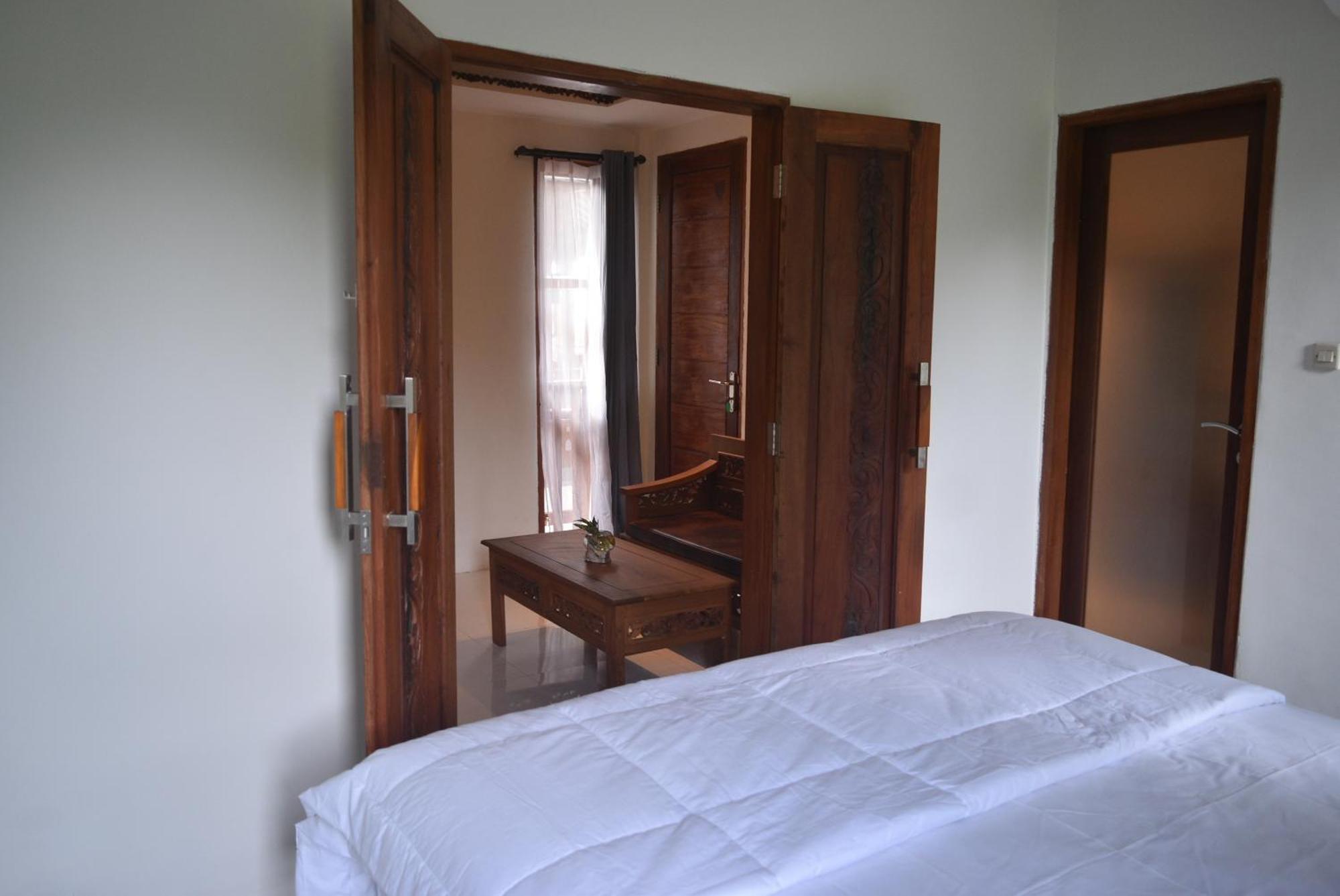 Ketut Joglo Guest House Nusa Dua  Eksteriør billede