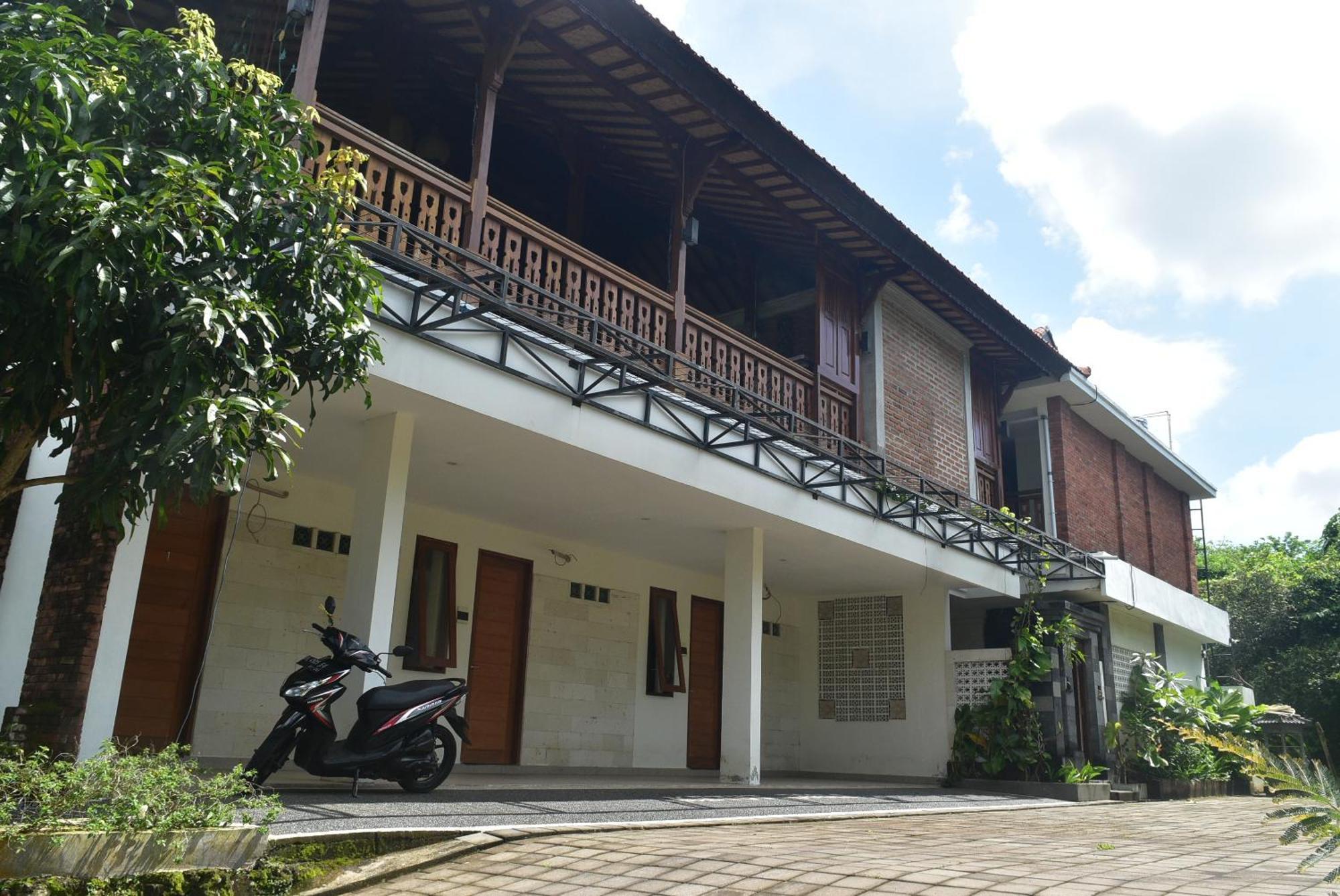 Ketut Joglo Guest House Nusa Dua  Eksteriør billede